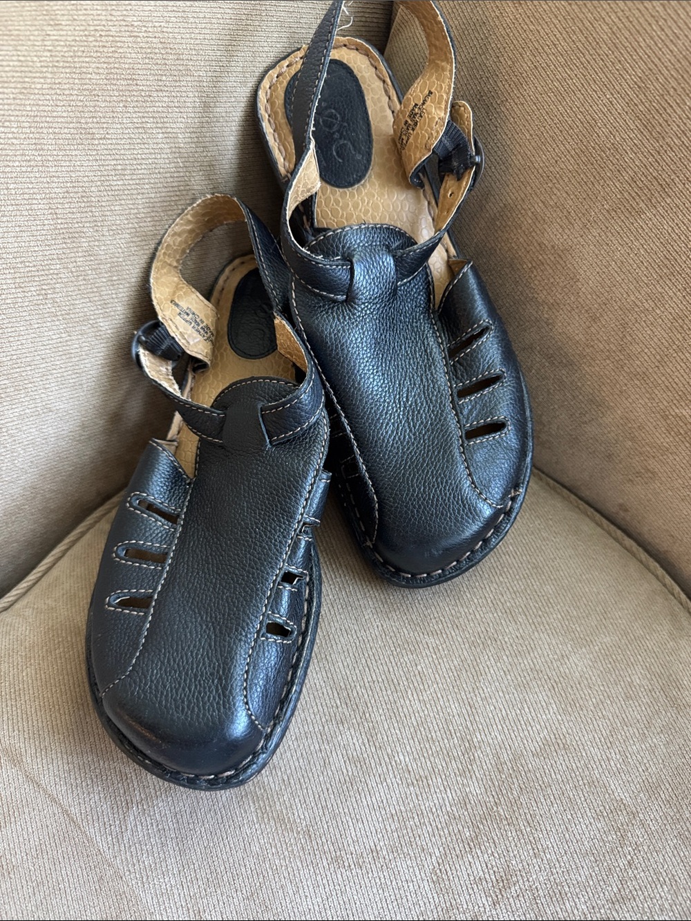 b.o.c. Black Leather Slingback Clog Mules